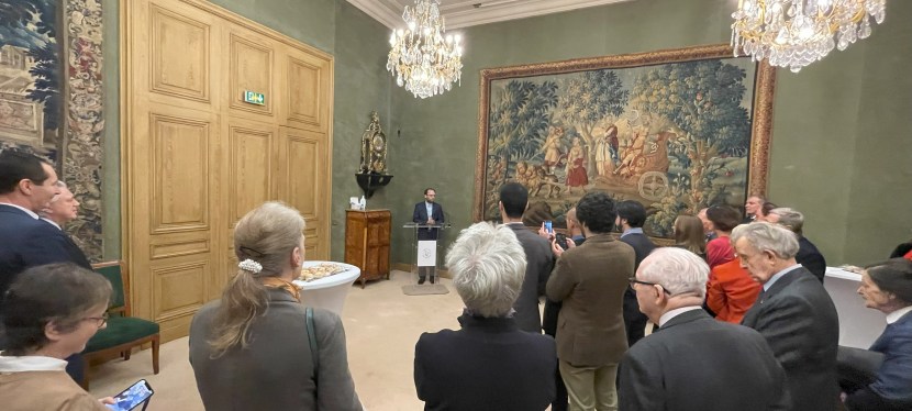 Serge SUR remet le prix Thibaudet à David TEURTRIE