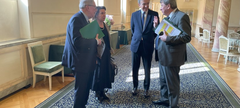 Accueil de Bernard ARNAULT et de Carole TALON-HUGON à l&rsquo;Académie